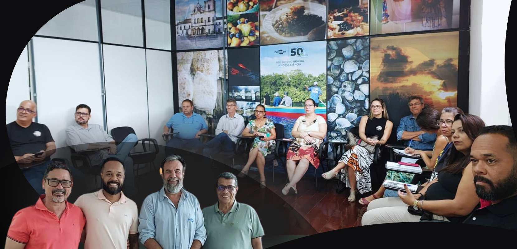 Foto montagem com fundo verde Claro.trabalhadores e trabalhadoras em círculo da Seção Sindical Sinpaf Maceió. Do lado esquerdo temos os diretores do sinpaf nacional e o supervisor de Maceió.